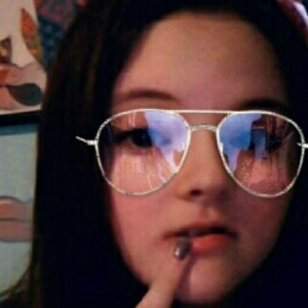 Meet your Posher, Breezy